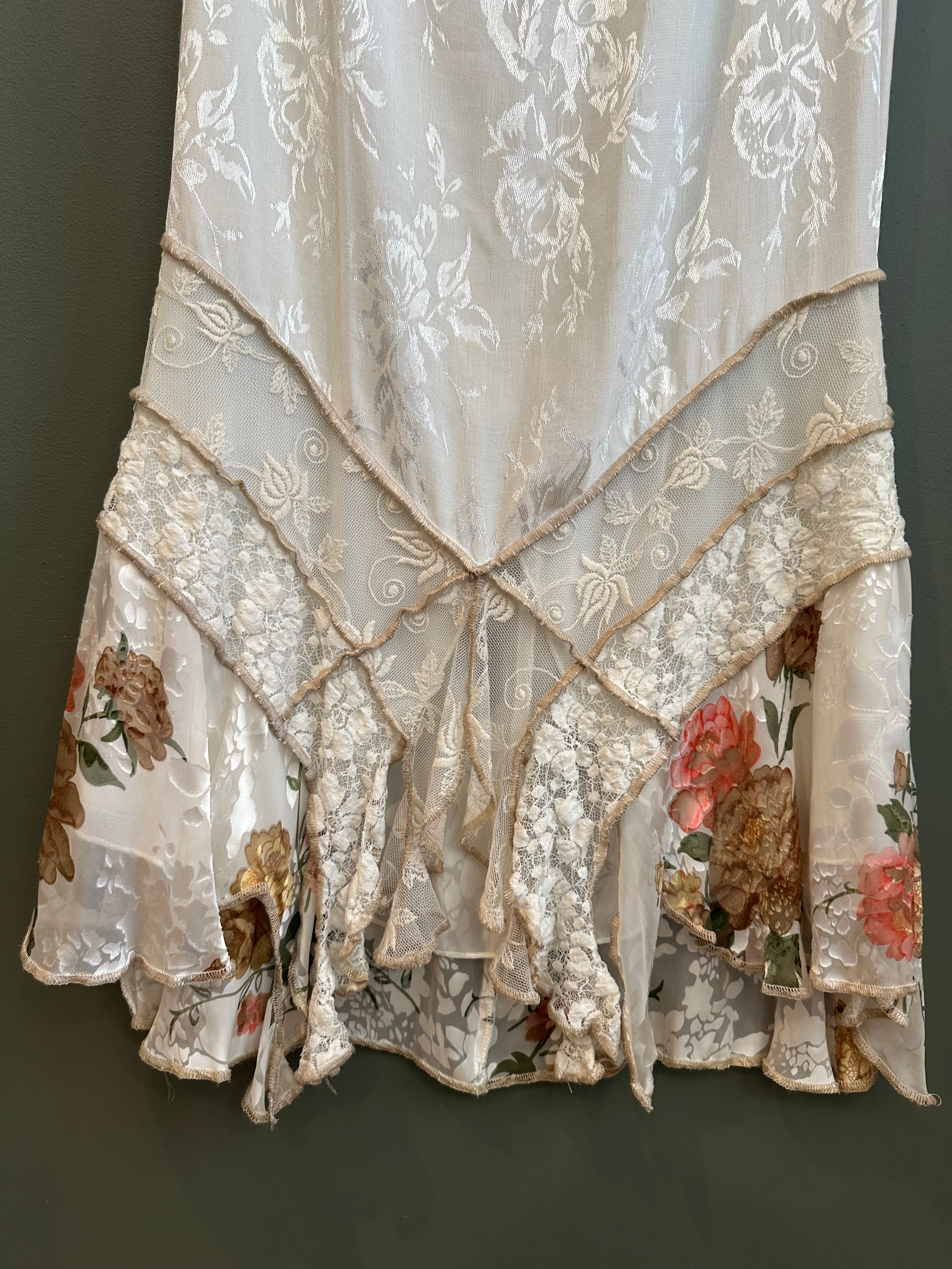 Ariana Skirt, 2000’s, 30” Waist