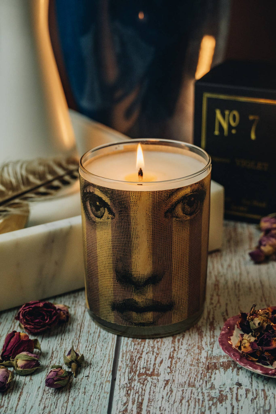 No 7 Violet Candle
