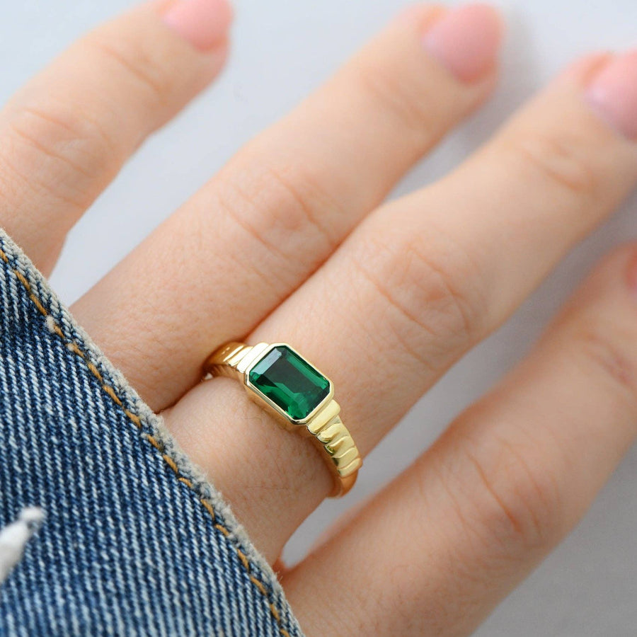 Emerald Statement Ring: Gold / Emerald / 7