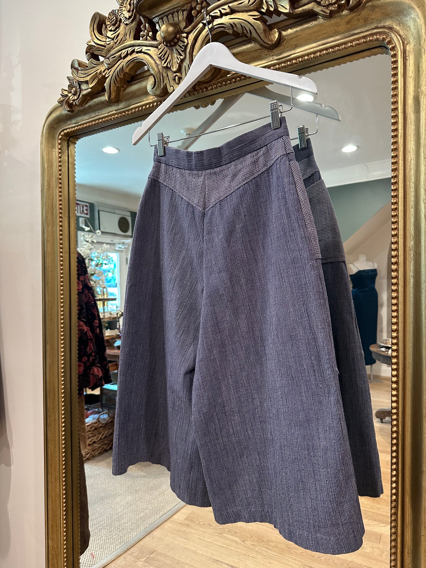 Jade Pants, 1970’s, 26” Waist