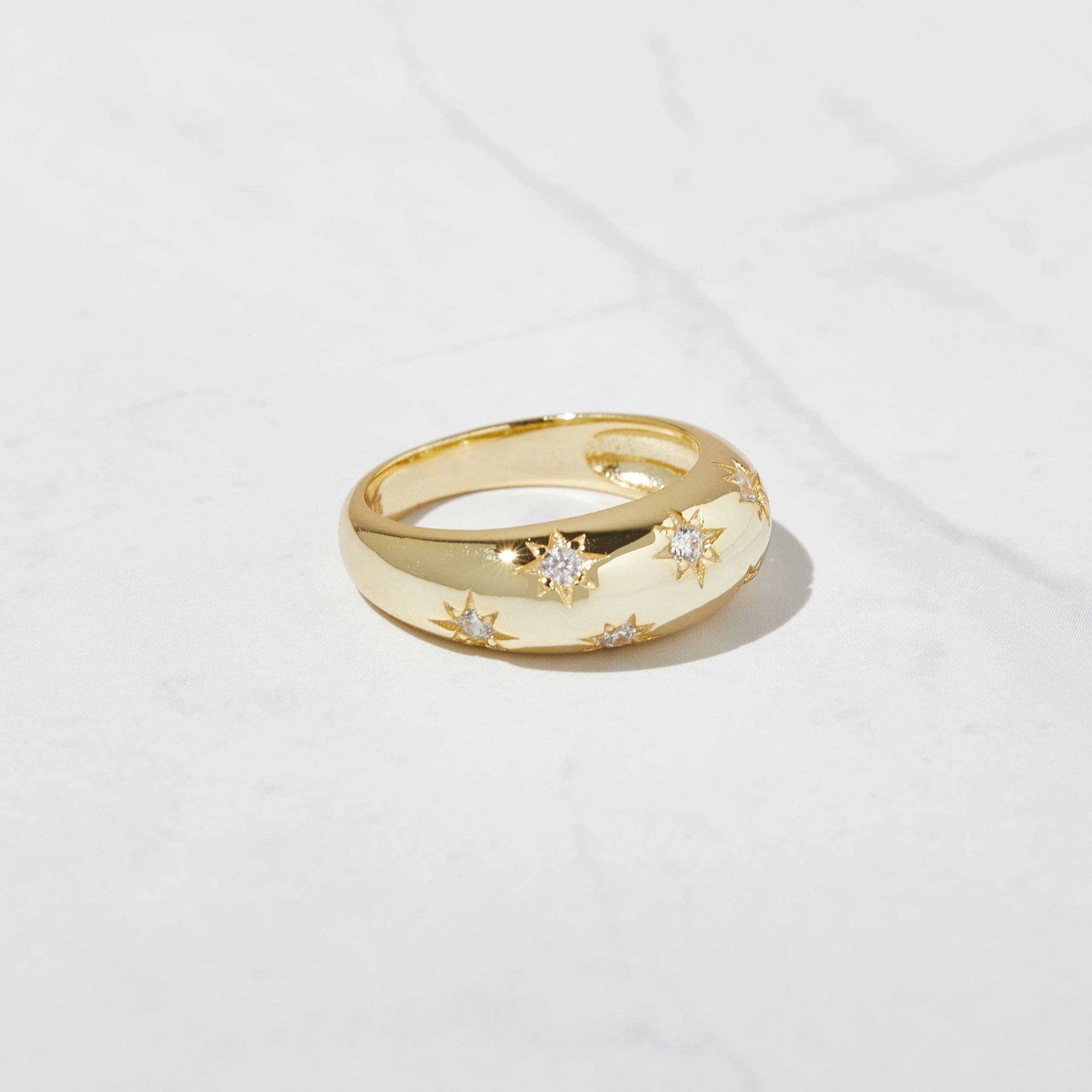 Star Dome Ring: Gold / 7