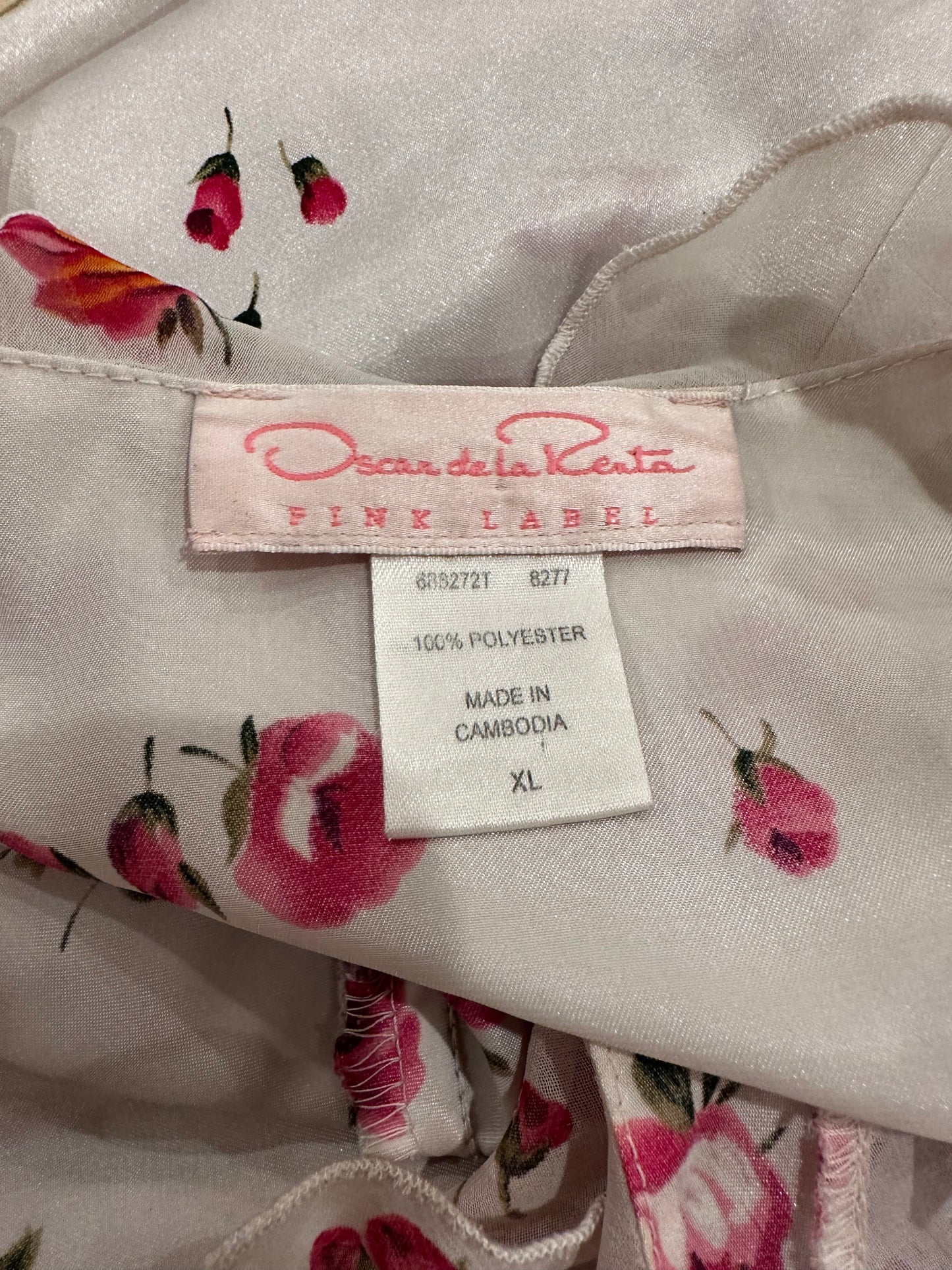 Oscar De La Renta Nightie, 2000’s, 42” Bust
