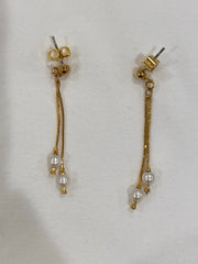 Dangle Pearl Earring
