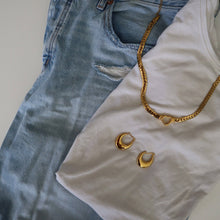 Load image into Gallery viewer, Heart Choker | Chunky Statement Necklace