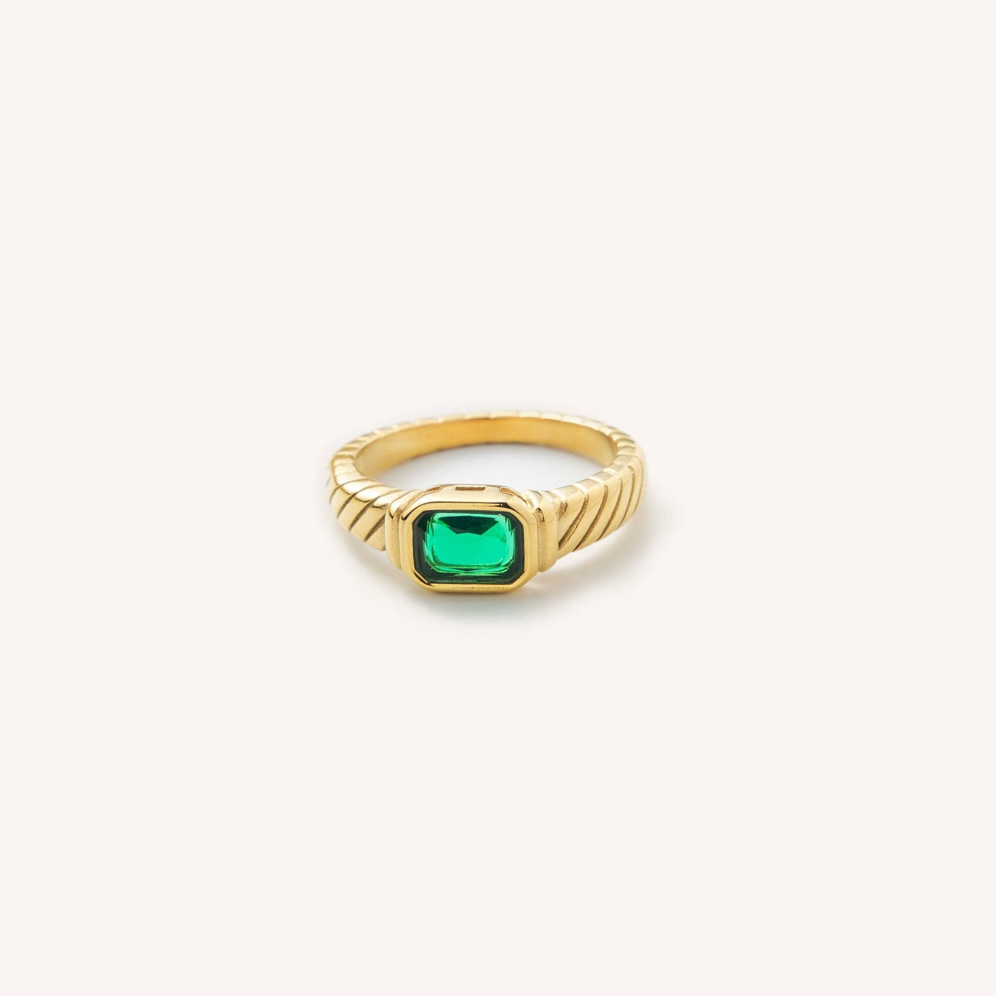 Braided Emerald Ring: 6