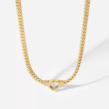 Load image into Gallery viewer, Oslo Heart Necklace