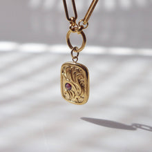 Load image into Gallery viewer, Rosette Paperclip Necklace