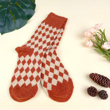 Load image into Gallery viewer, 5PCS Thickened Cashmere Rhombus  Warm Socks: Green