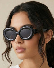Load image into Gallery viewer, Lilah Polarized Sunglasses: Tan / Polarized + 100% UV Protection