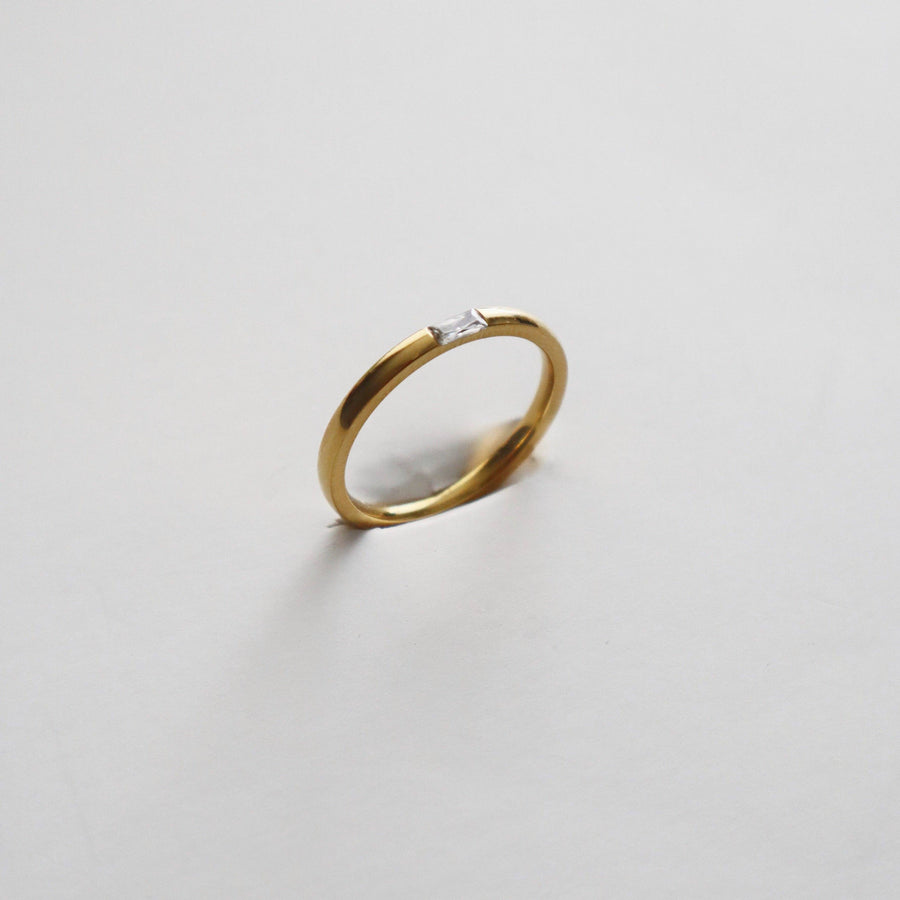 Faye Ring | Dainty Stacking Ring: 6