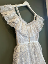 Load image into Gallery viewer, Janet - Tiered Lace 1970's Dress, 34" Bust, 26" Waist