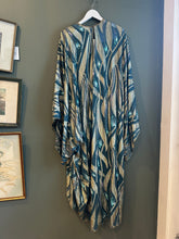 Load image into Gallery viewer, Missy Kaftan, 1970’s, 80” Across