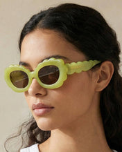Load image into Gallery viewer, Lilah Polarized Sunglasses: Tan / Polarized + 100% UV Protection