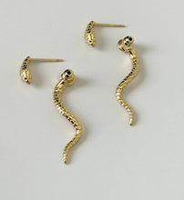 Load image into Gallery viewer, Cleo Serpent Earrings
