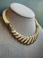 Load image into Gallery viewer, Gold and Enamel Choker