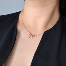 Load image into Gallery viewer, Bow Necklace
