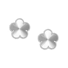 Load image into Gallery viewer, Adeline Clover Stud Earring Gold: Silver