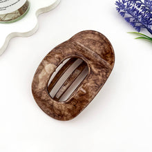 Load image into Gallery viewer, Oversized Minimal Solid Hollow Alligator Clip-Summer gift: Beige