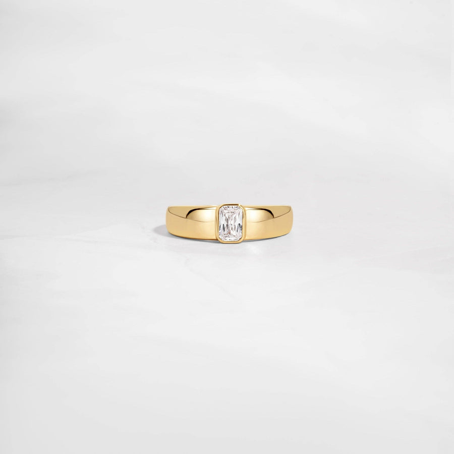 Baguette Dome Ring: Gold / 6