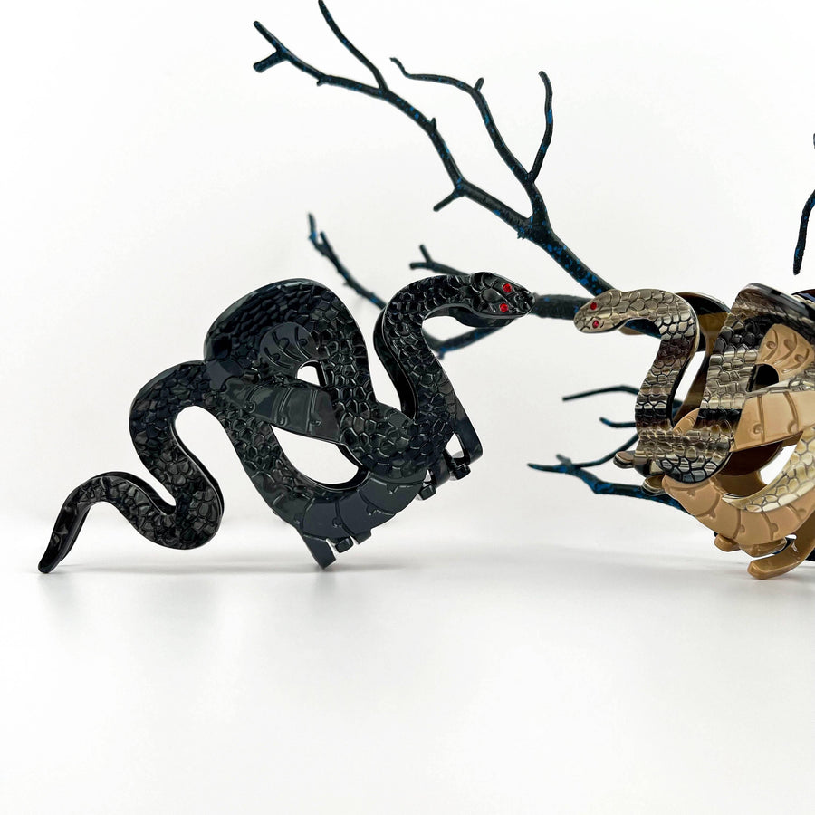 Two-color Snake Hair Clip, Acetate Animal Claw Clip: White