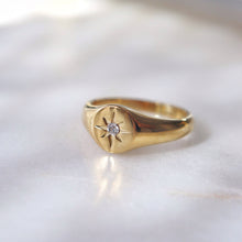 Load image into Gallery viewer, Star Signet Ring: 7