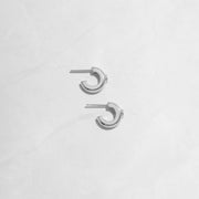 Bezeled Chunky Hoop Earrings: Gold