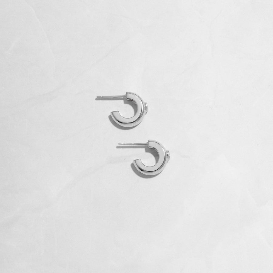 Bezeled Chunky Hoop Earrings: Gold