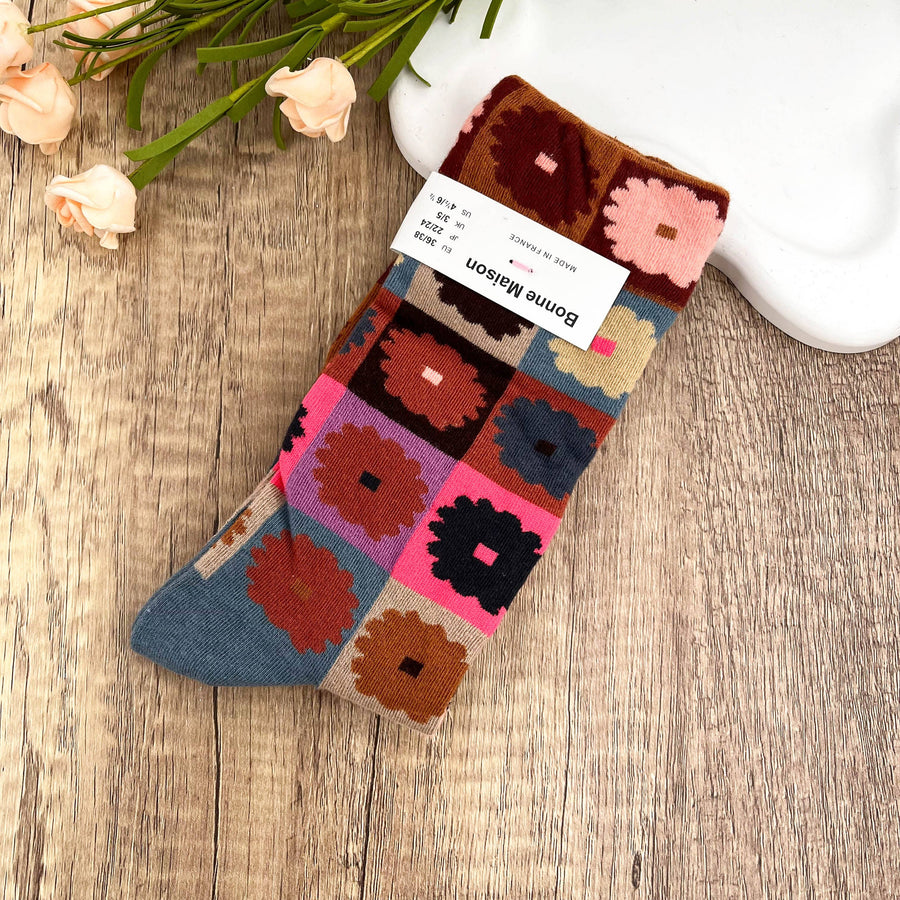Vintage Floral Checkered Mid-Calf Socks: Red