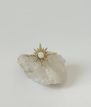 Load image into Gallery viewer, Solstice Ring