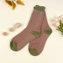 Load image into Gallery viewer, Vintage Houndstooth,Small Floral Trendy Mid-Calf Socks: Green