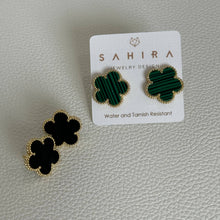 Load image into Gallery viewer, Adeline Clover Earring: Mother of Pearl / 15mm