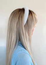 Load image into Gallery viewer, The Perfect Pearl Headband