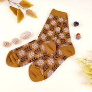Combed cotton women's British style retro mid-calf socks: Brown