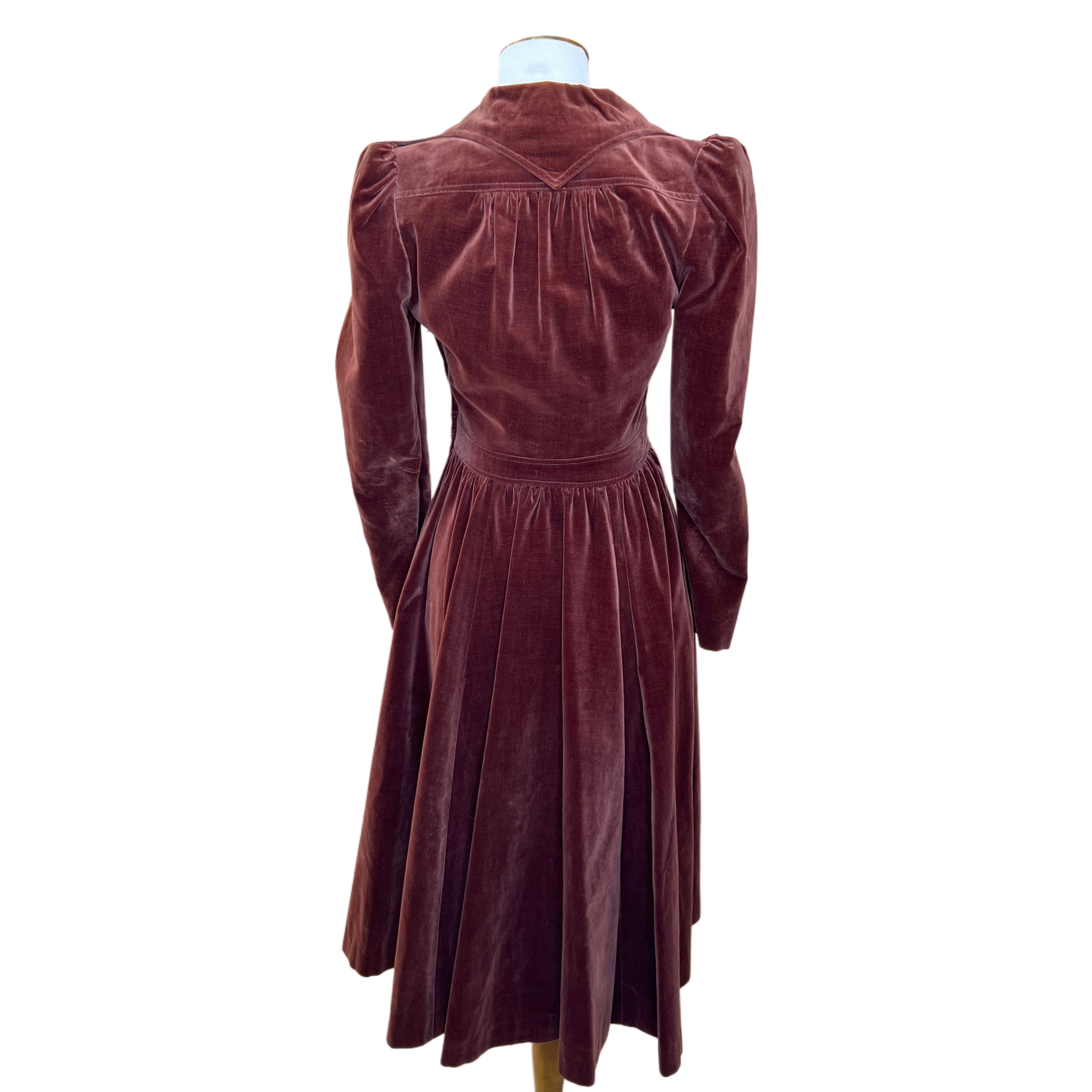 Joie Velvet Dress, 1950’s, 32” Bust 26” Waist