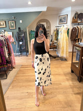 Load image into Gallery viewer, Nola Skirt, 1990’s, 28” Waist