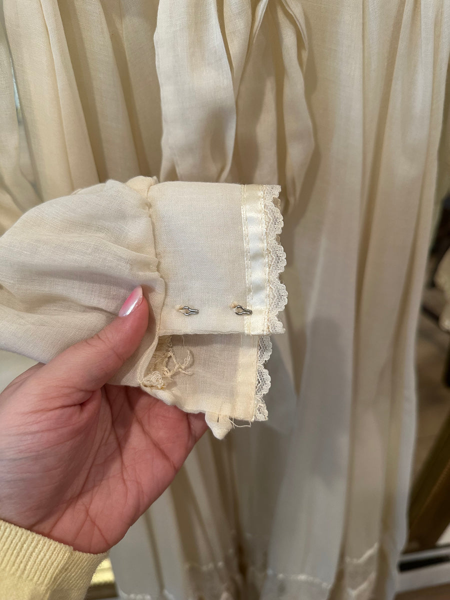 Gunne Sax White Dress, 1970s, 26” Waist, 32” Bust as is