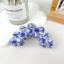 Load image into Gallery viewer, Wave flowers hair Claw clip: B
