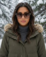 Load image into Gallery viewer, Paige: Black / Polarized + 100% UV Protection