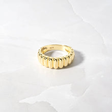 Load image into Gallery viewer, Fluted Statement Ring: Gold / 6