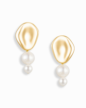 Load image into Gallery viewer, Farrah Pearl Drop Earrings: Freshwater pearl