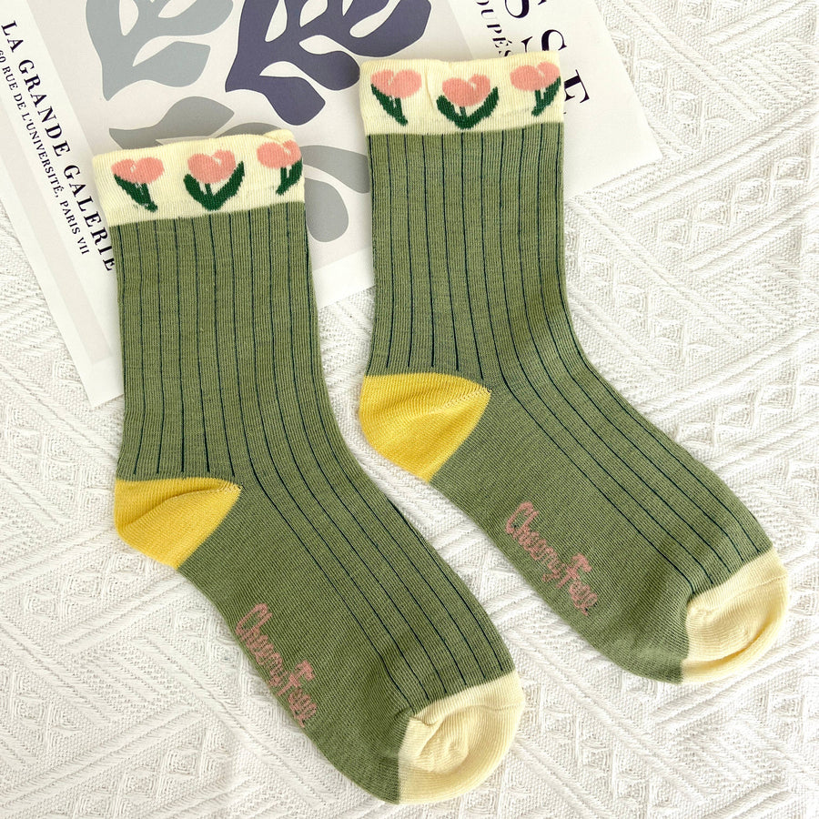 Tulip Mid Calf Floral Vintage Socks: Blue