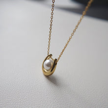 Load image into Gallery viewer, Ava Pearl Necklace | Pearl Pendant Necklace