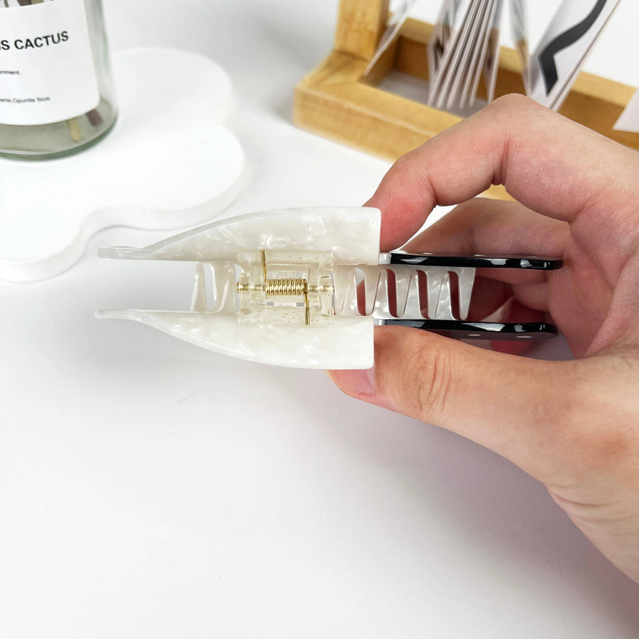 Funy Knife Hair Claw Clip: White