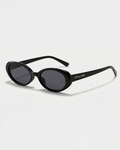 Load image into Gallery viewer, Taya: Black / Polarized + 100% UV Protection