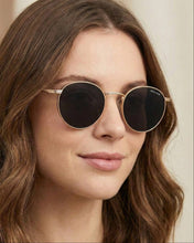 Load image into Gallery viewer, Jackson: Black/Gold