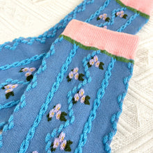 Load image into Gallery viewer, Tulip Mid Calf Floral Vintage Socks: Flower