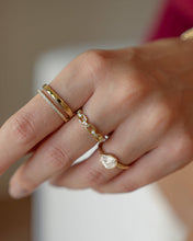 Load image into Gallery viewer, Sideways Bezel Pear Ring: Silver / 8