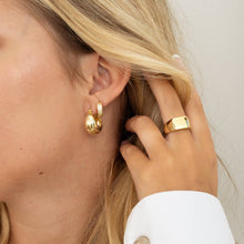Load image into Gallery viewer, Chunky Basket Tube Hoops: Gold