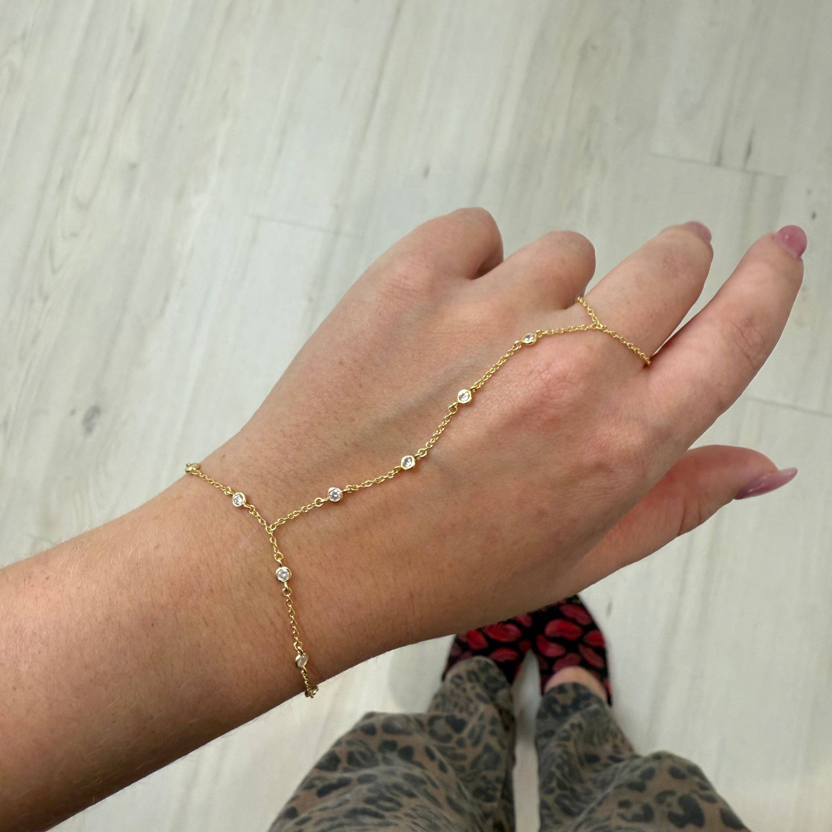 Floating Diamond Hand Chain Bracelet: Silver