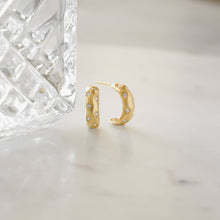 Load image into Gallery viewer, Starburst Dome Hoops: Silver